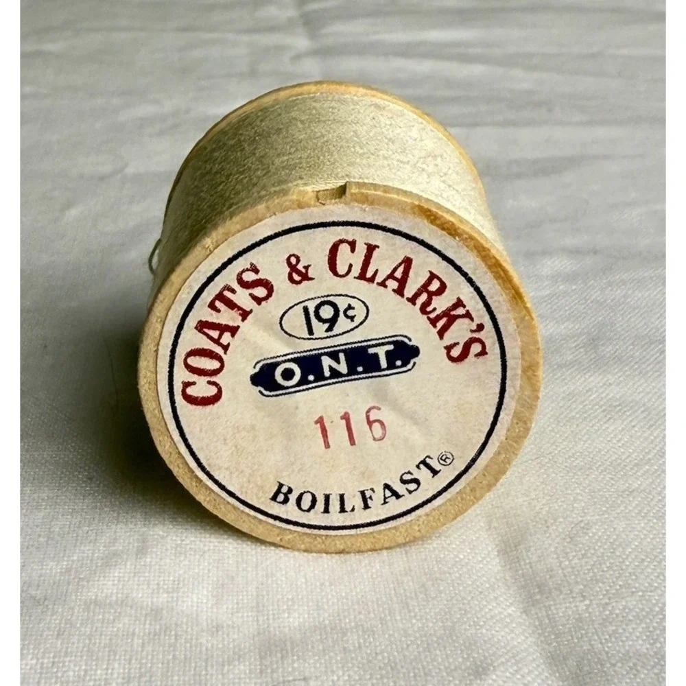 Vintage NEW Coats & Clark's 125 Yards #116 Cream Off White Thread Wooden Spool